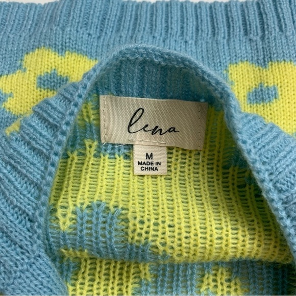 Luna Flower Knit Crop Top and Short Set Blue Yellow Size Medium - Picture 3 of 10